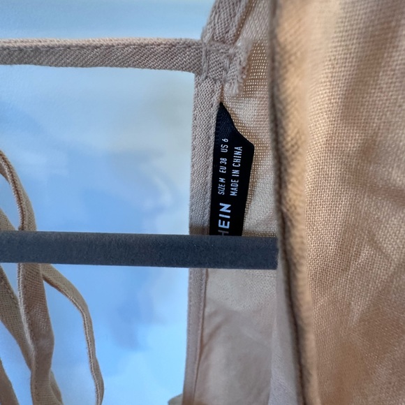 Shien Bow Tie Crop Top - Picture 2 of 3